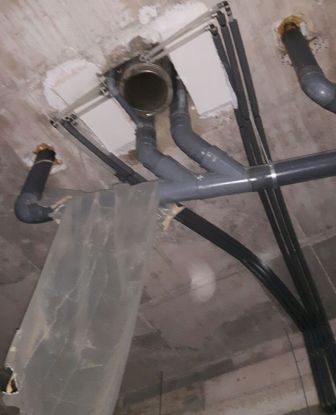 Caso 3: Bajantes y otros servicios afectados por radiacion chimenea